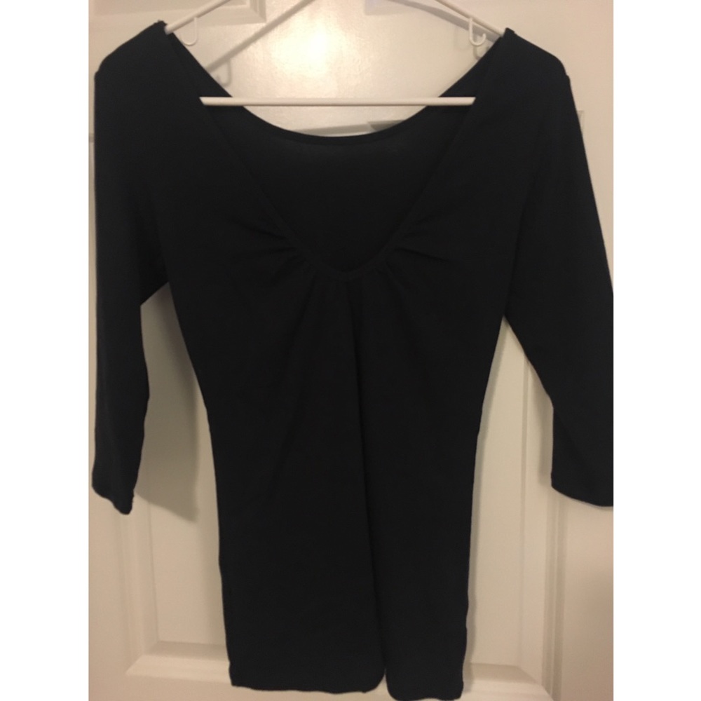 VS Low Back Shirt - Picture 2 of 2
